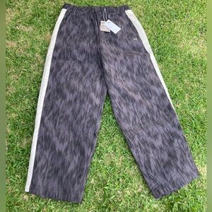 Puma Select Basketball Nostalgia T7 Men's Chino Pants Men’s Size Large